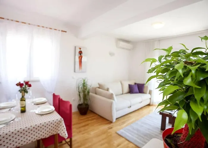 Andrea I Toni * Μακάρσκα